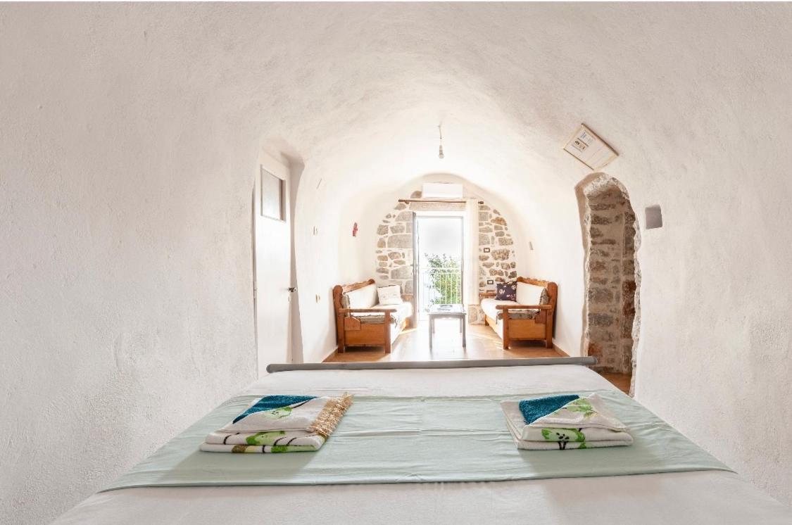 Villa Stone Tower'S East Mani à Kotronas Extérieur photo